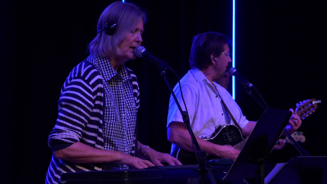 Catch The Fire Worship with Bill and Sue Dupley (Friday, 20 November 2015)