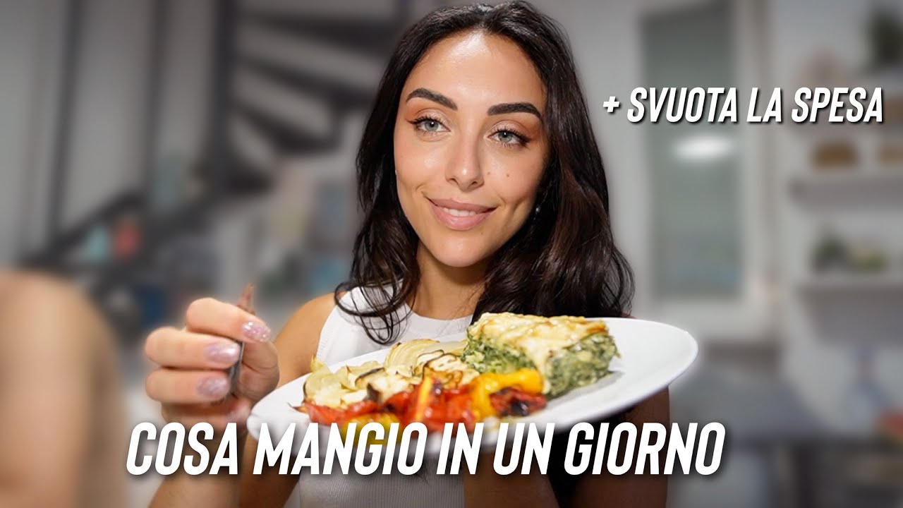COSA MANGIO IN UN GIORNO + svuota la spesa 🍇🥦🥖🍪