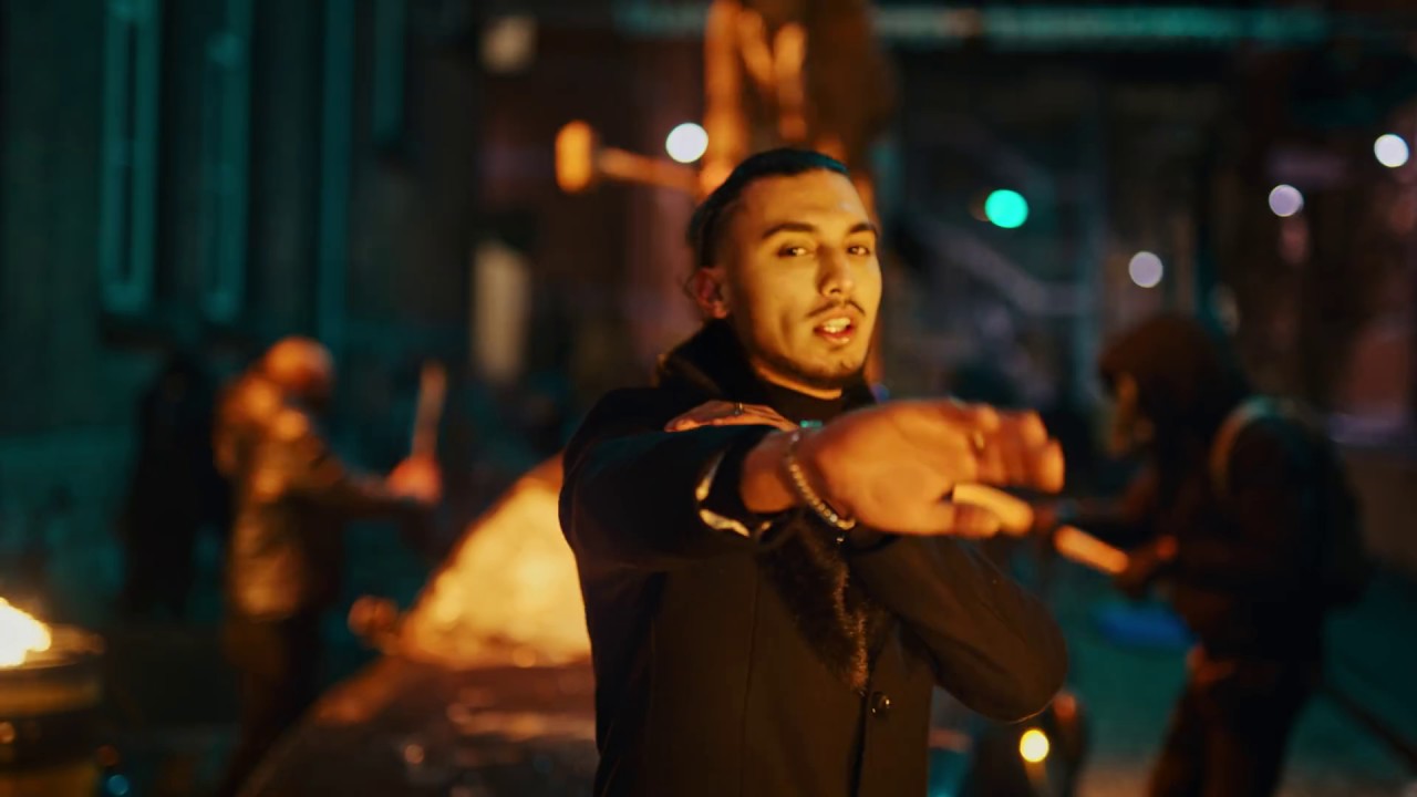 Benab - J'ai demandé à la rue (Clip Officiel)