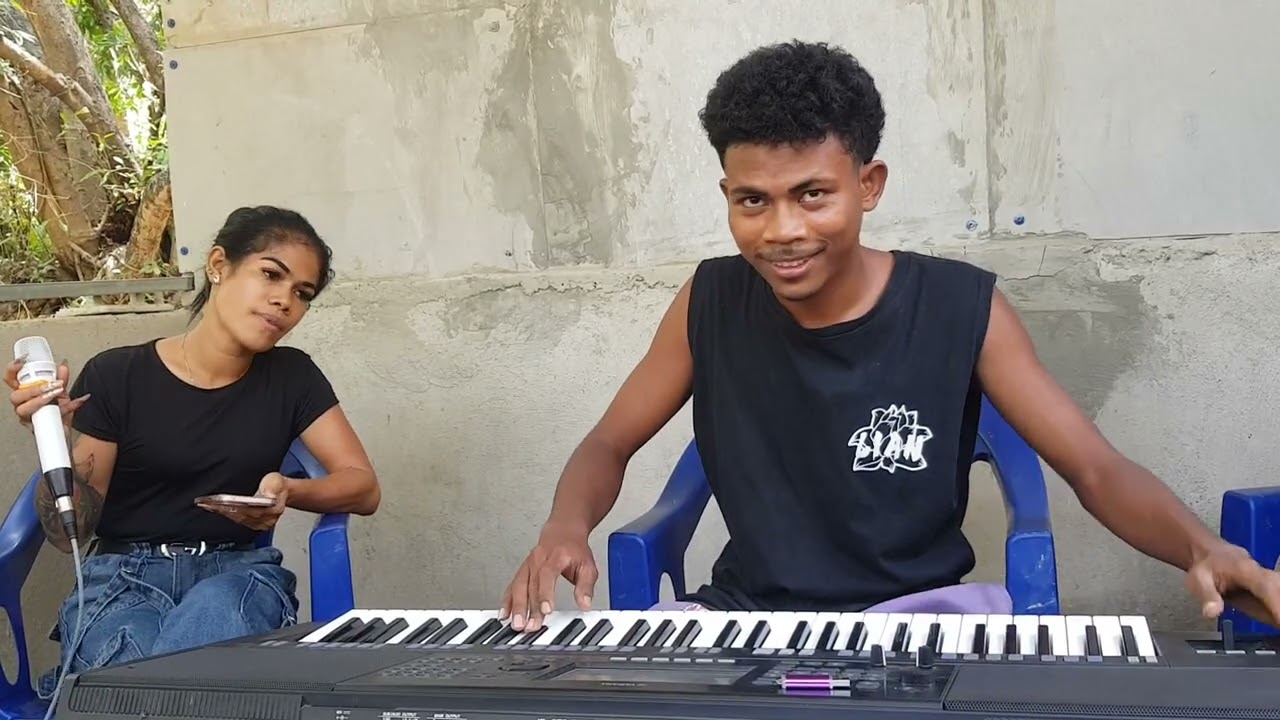 Offy Cover Nina Metan Midar Çipta Ruy Lopez