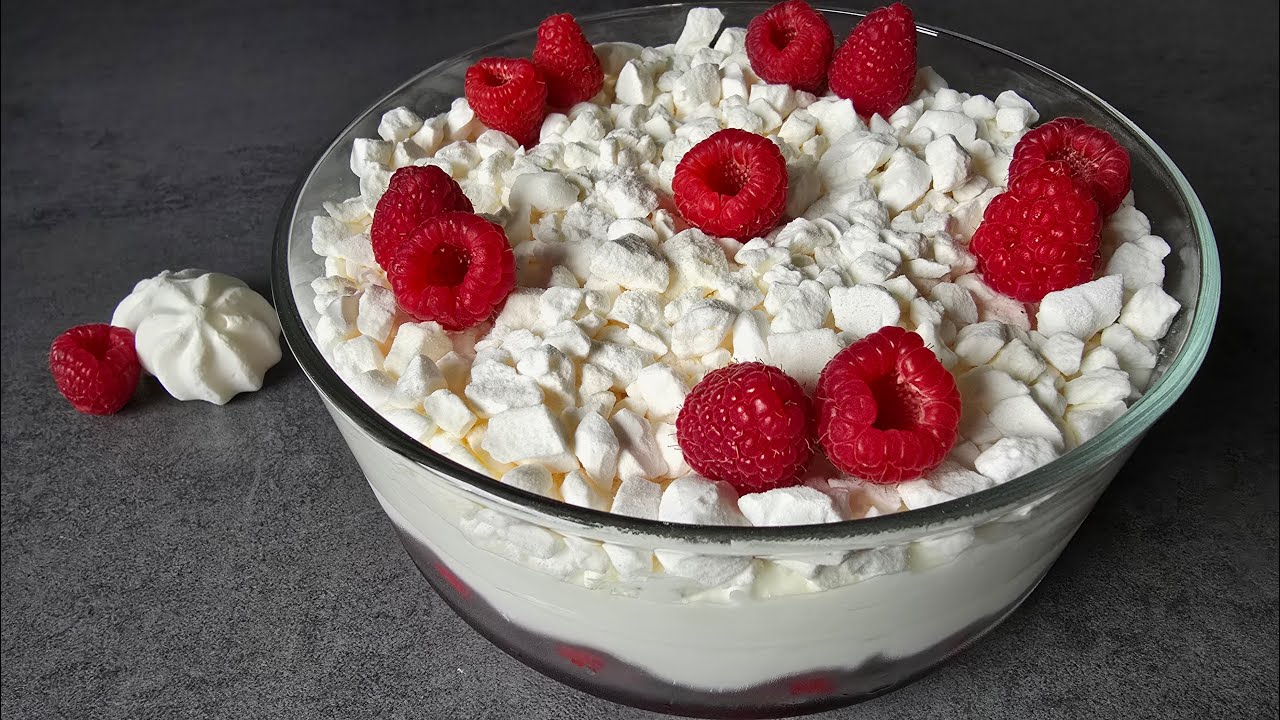 Incredible raspberry dream 🥰 Snowstorm layered dessert ❄️ Raspberry meringue dessert