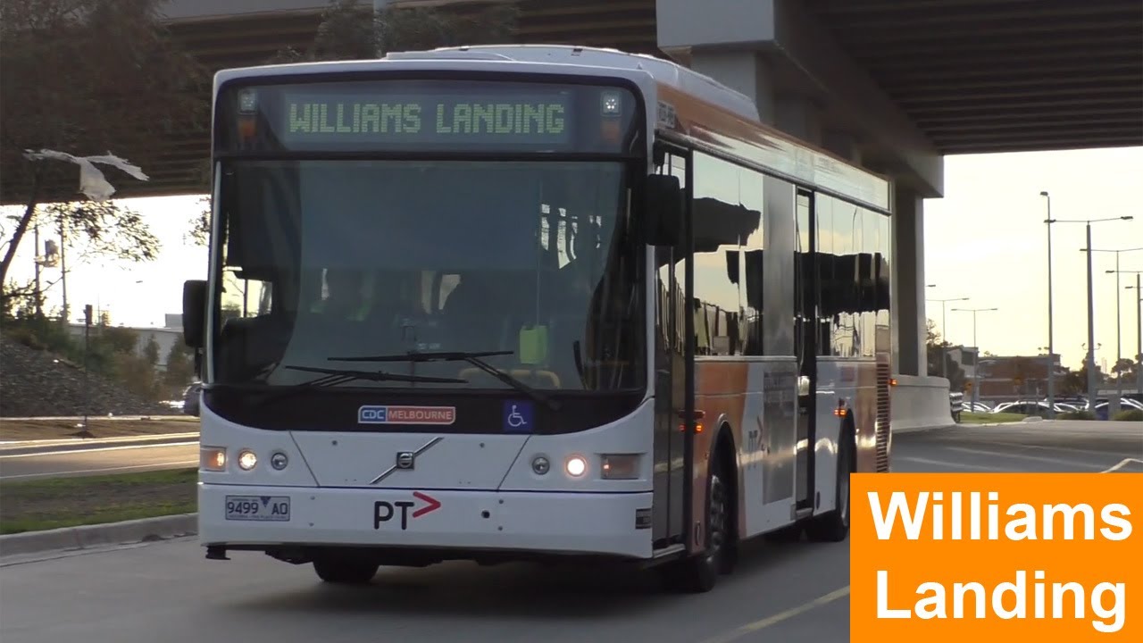 Buses at Williams Landing during Peak Hour; Crowded Buses! - Melbourne Transport