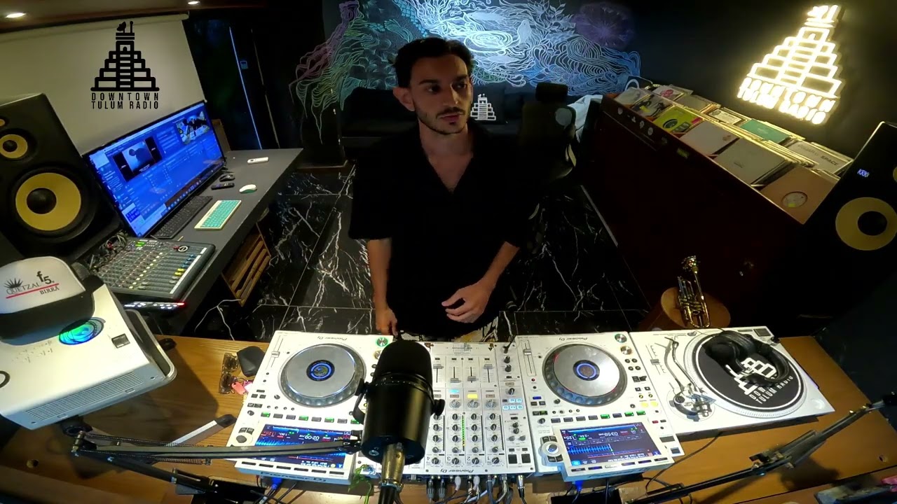 Exclusive 1h Groovy DJSet Jazzy House Fusion with Live Trumpet | Downtown Tulum Radio | Pere Navarro