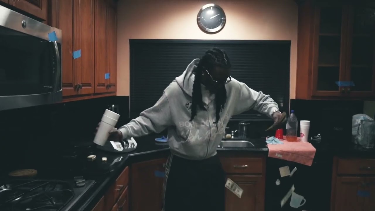 BillyBadazz - It&rsquo;s Regular (Official Music Video)