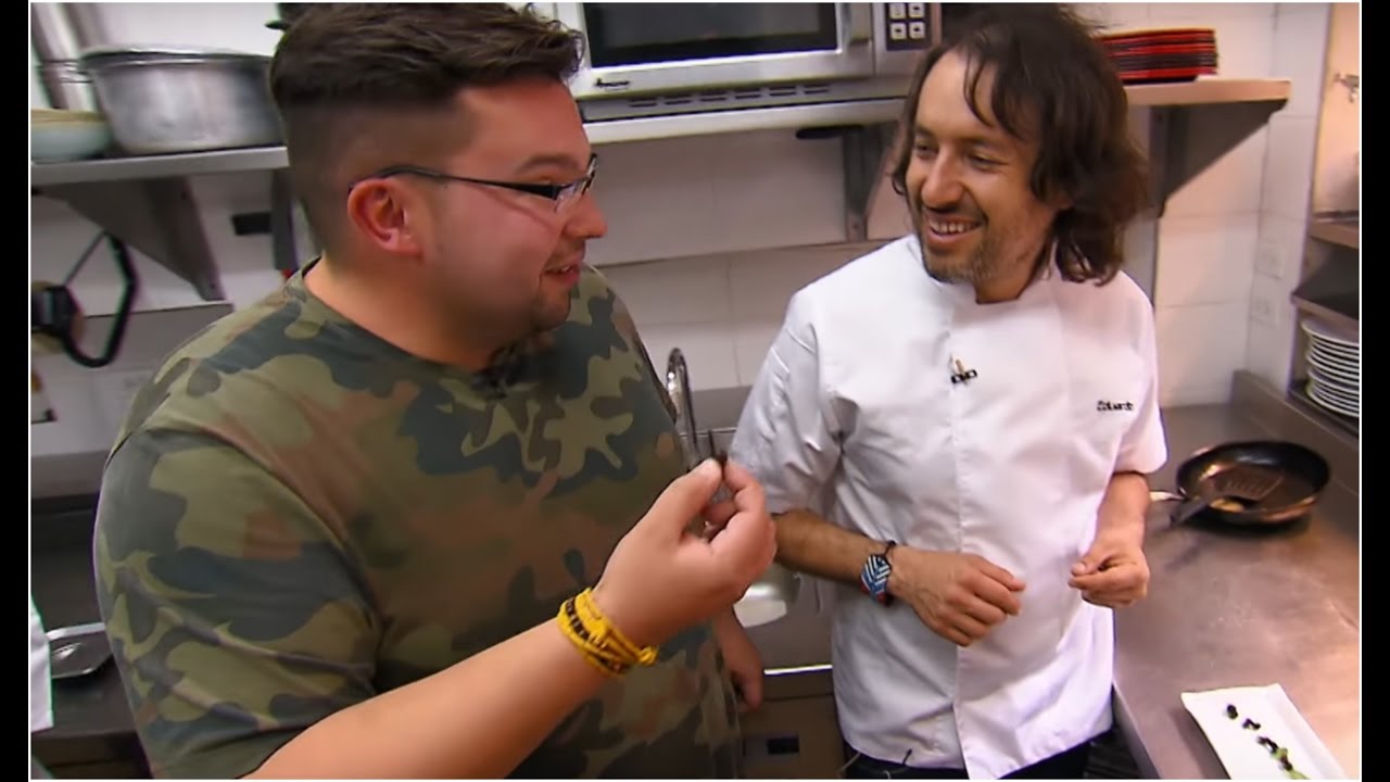 Największym odkryciem kulinarnym w Kolumbii dla Szymona okazały się.... mrówki [MasterChef]