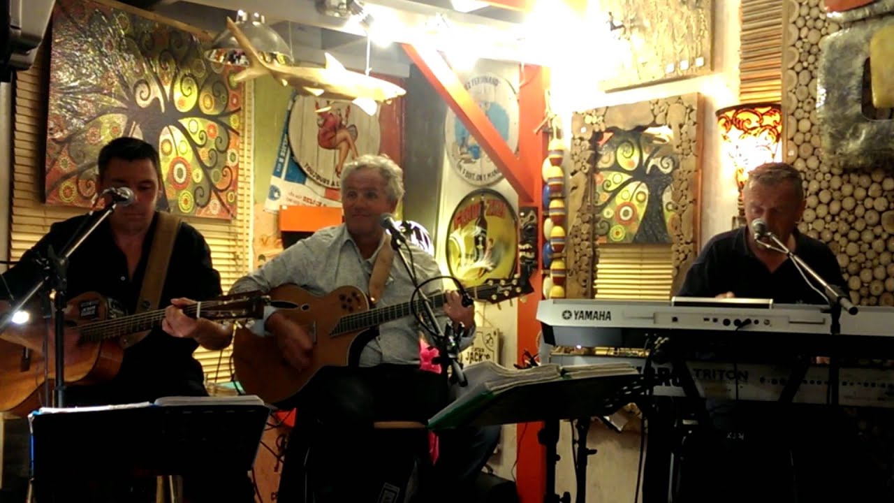 Les Pieux concert chez Ferdinand juillet 2015