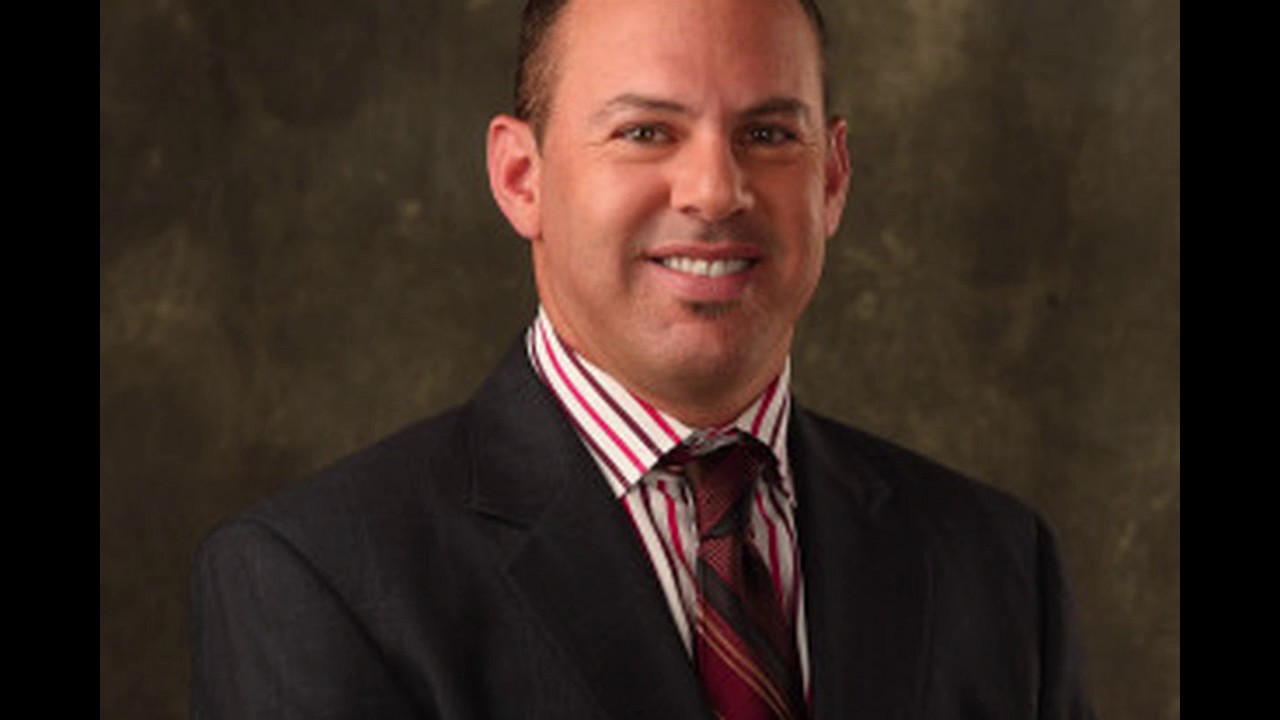 Golf writer Jason Sobel asked to caddy for PGA player Brendan Steele at the BMW Championship