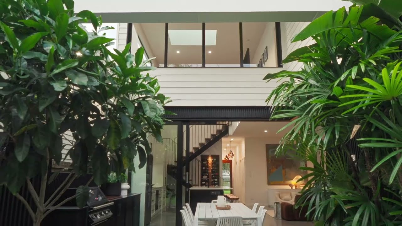 For Sale | 28 Thorn Street, Red Hill | Caroline Brown Property