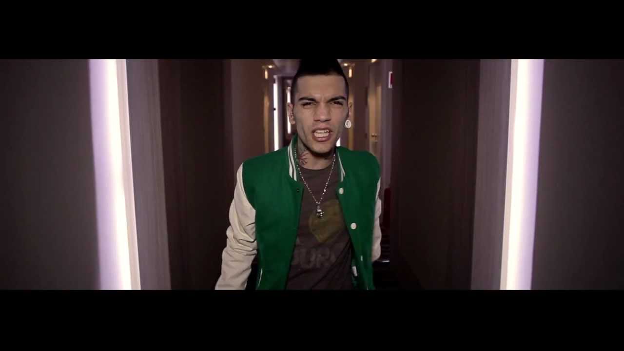 GIONNYSCANDAL FEAT. MAXI-B - SCUSA UN CAZZO (OFFICIAL VIDEO)