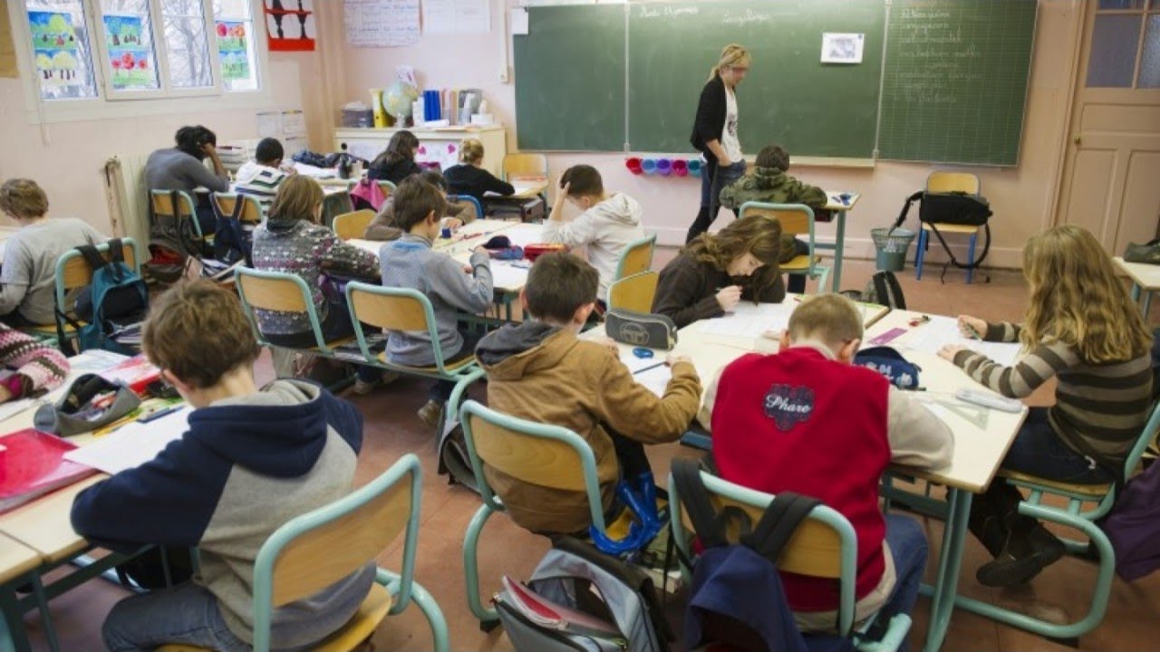 Rentr&eacute;e 2017 : quels changements pour les &eacute;coliers et les coll&eacute;giens ?