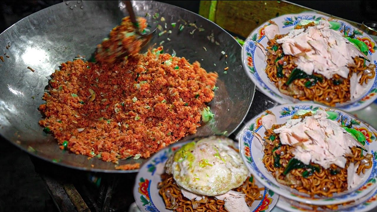 BAPAK INI BLAK-BLAKAN BONGKAR RESEP NASI GORENG ENAK.! PANTAS SELALU RAMAI nasi goreng mas rafa