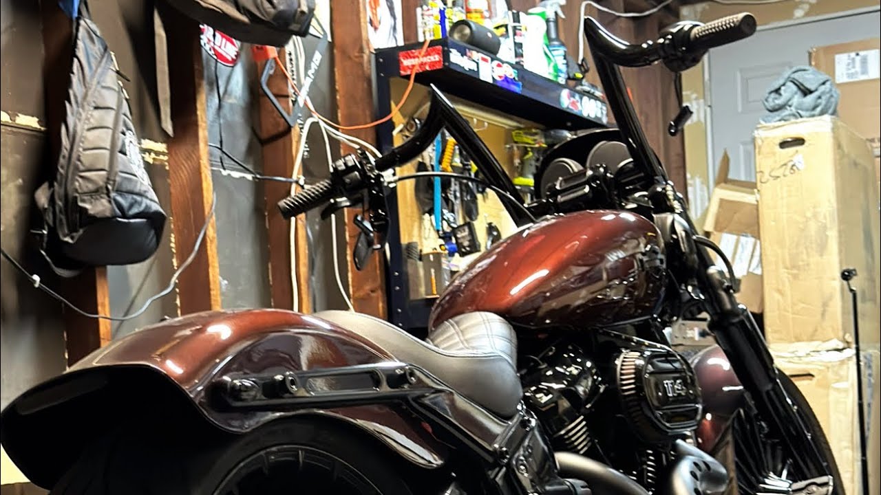 Harley Breakout 🔥🔥🔥FMB CHOPPERS Phatty Mercs Ape Hanger Install Prep #harleybreakout #breakout114