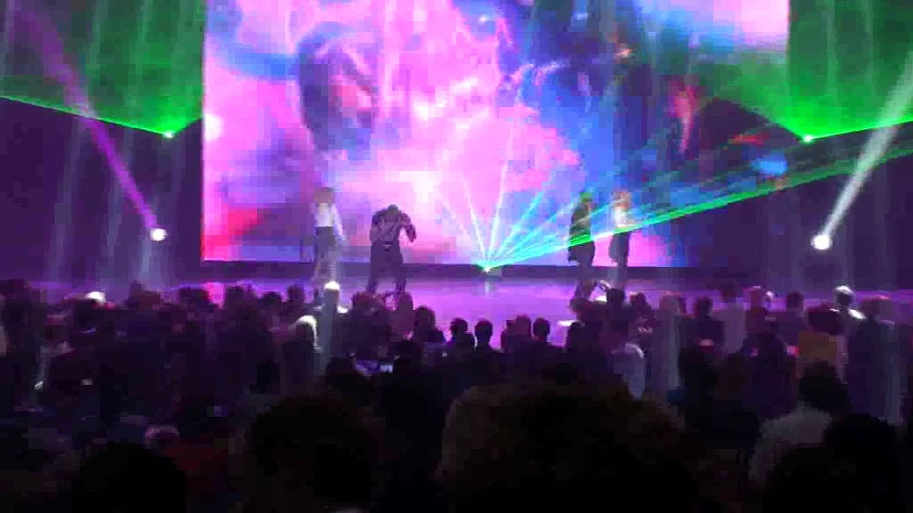 Кевин МакКой Киев Дворец Украина