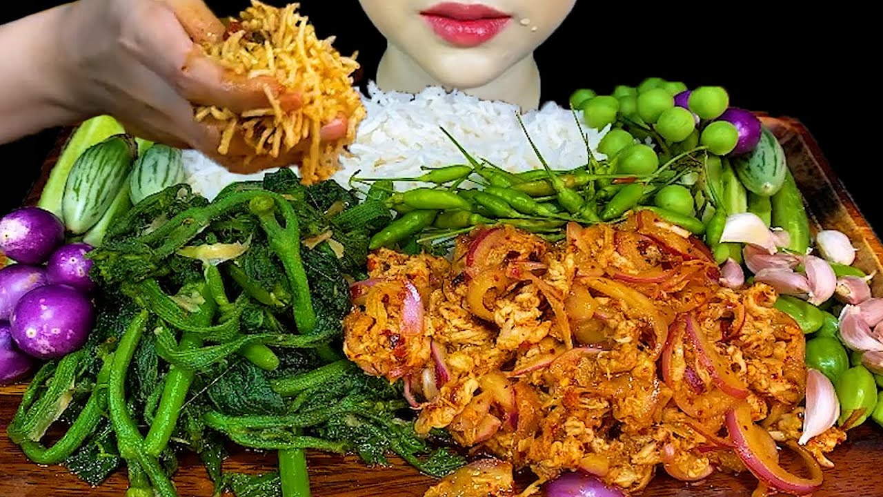 SPICY SHRIMP SALAD, STIR FRIED PUMPKIN LEAVES & WHITE RICE