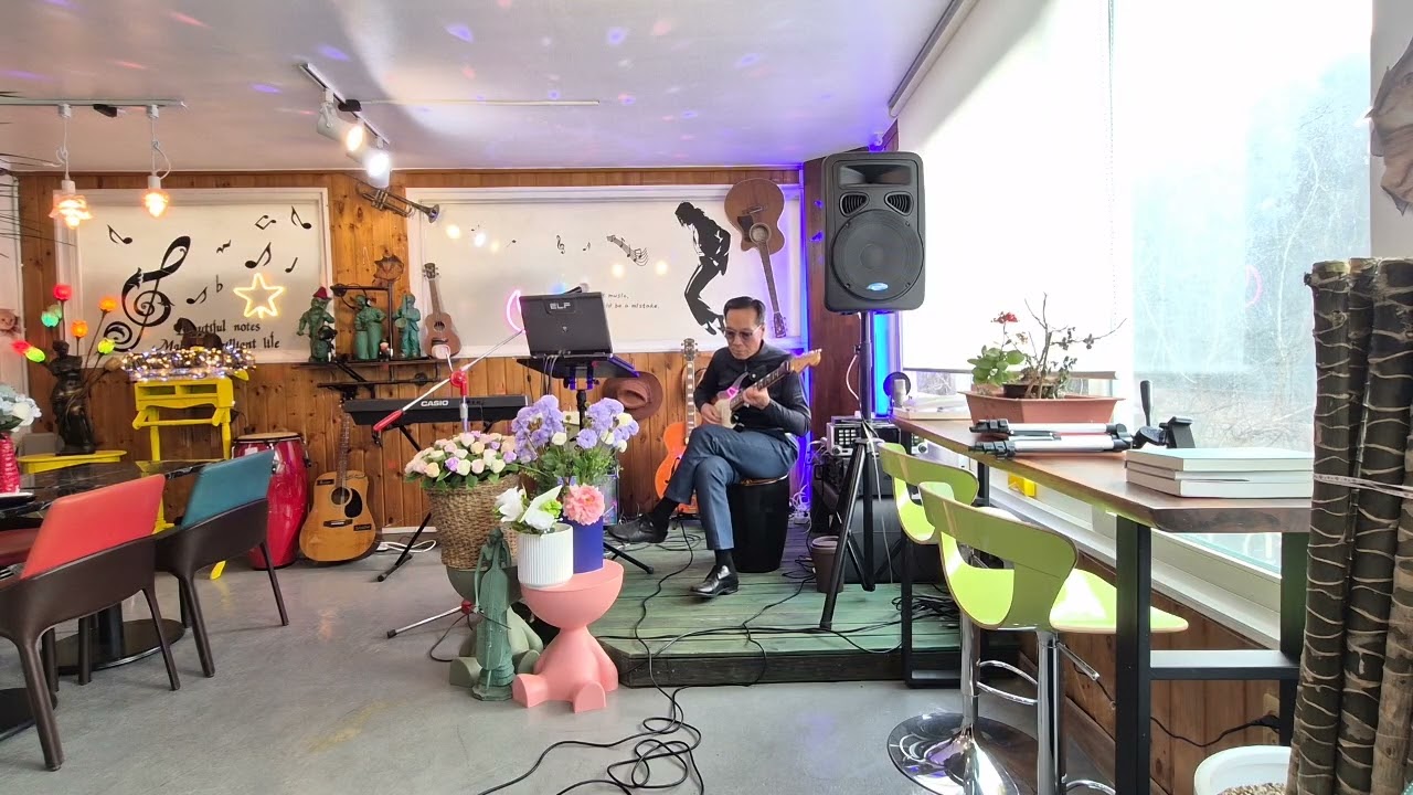 기타연주(김경수)찔래꽃(백난아)[별이달이 cafe LIVE]