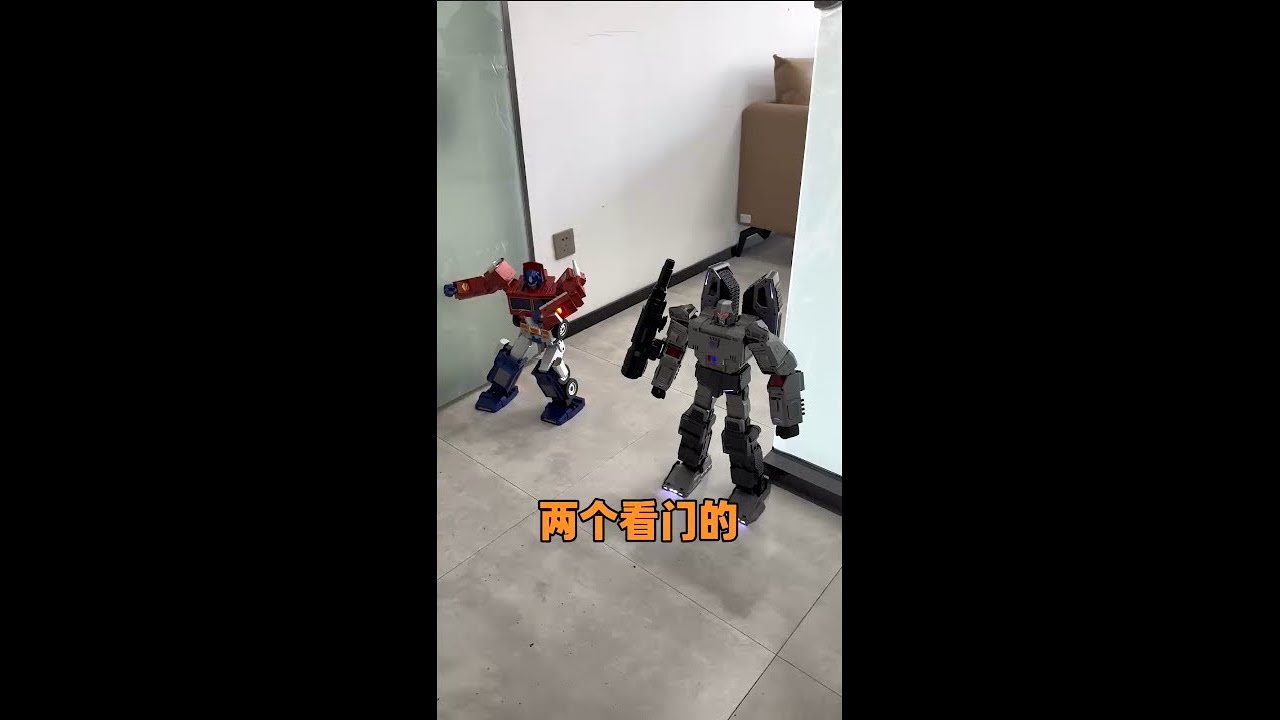老板爱玩具，搞笑开心合集 （1）#老板和员工的日常 #有男生会拒绝这些玩具吗