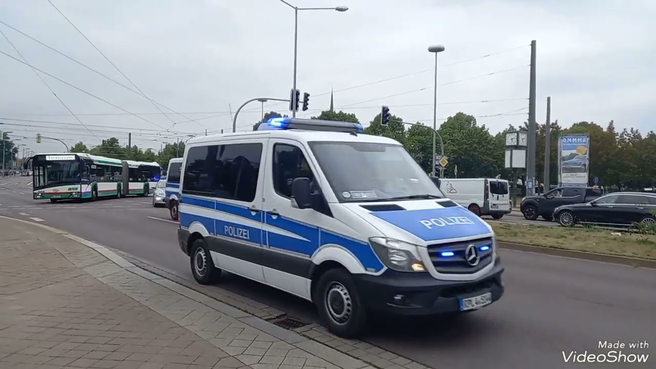 Polizei Großeinsatz anlässlich des Fußball Spiel Hannover 96 gegen 1 FC Magdeburg am 19,8,2022