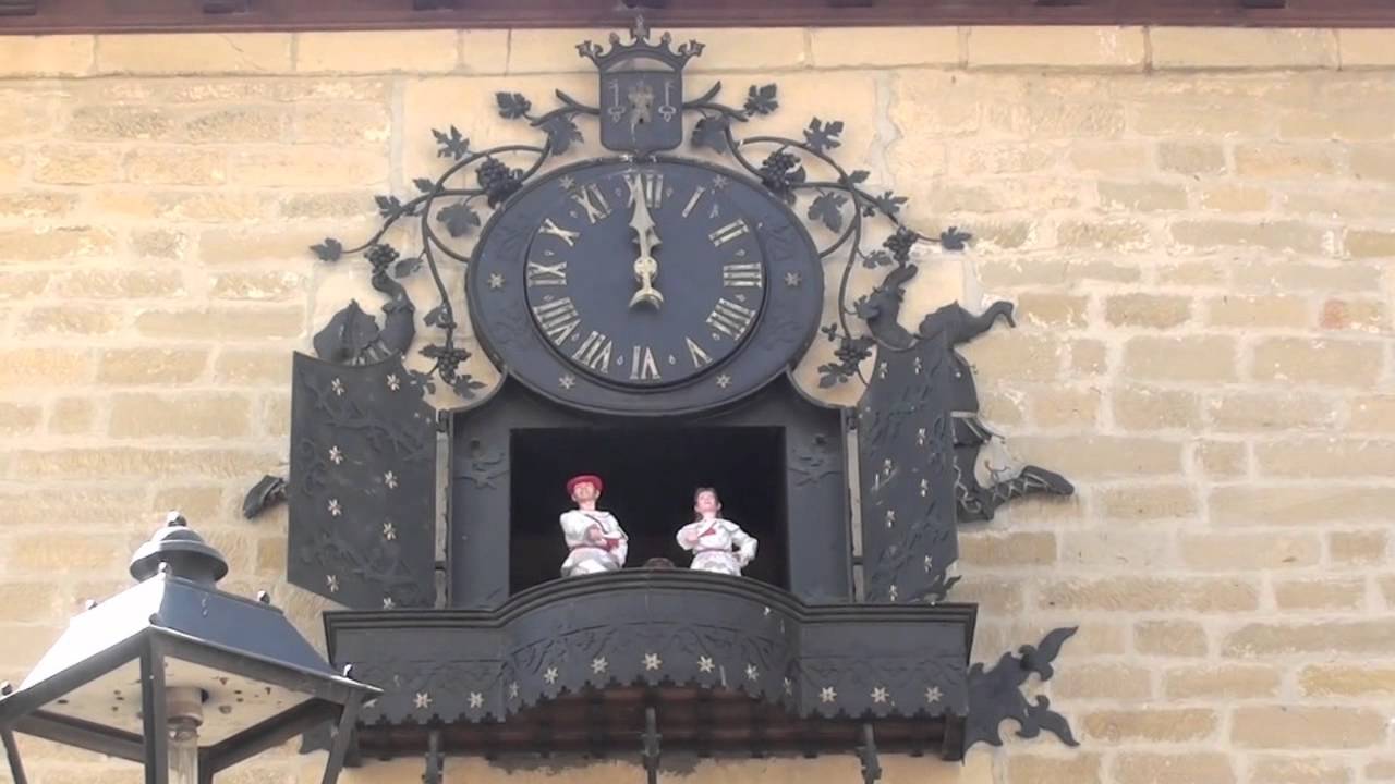 LAGUARDIA LA CIUDAD, SU IGLESIA Y EL RELOJ CARRILLÓN
