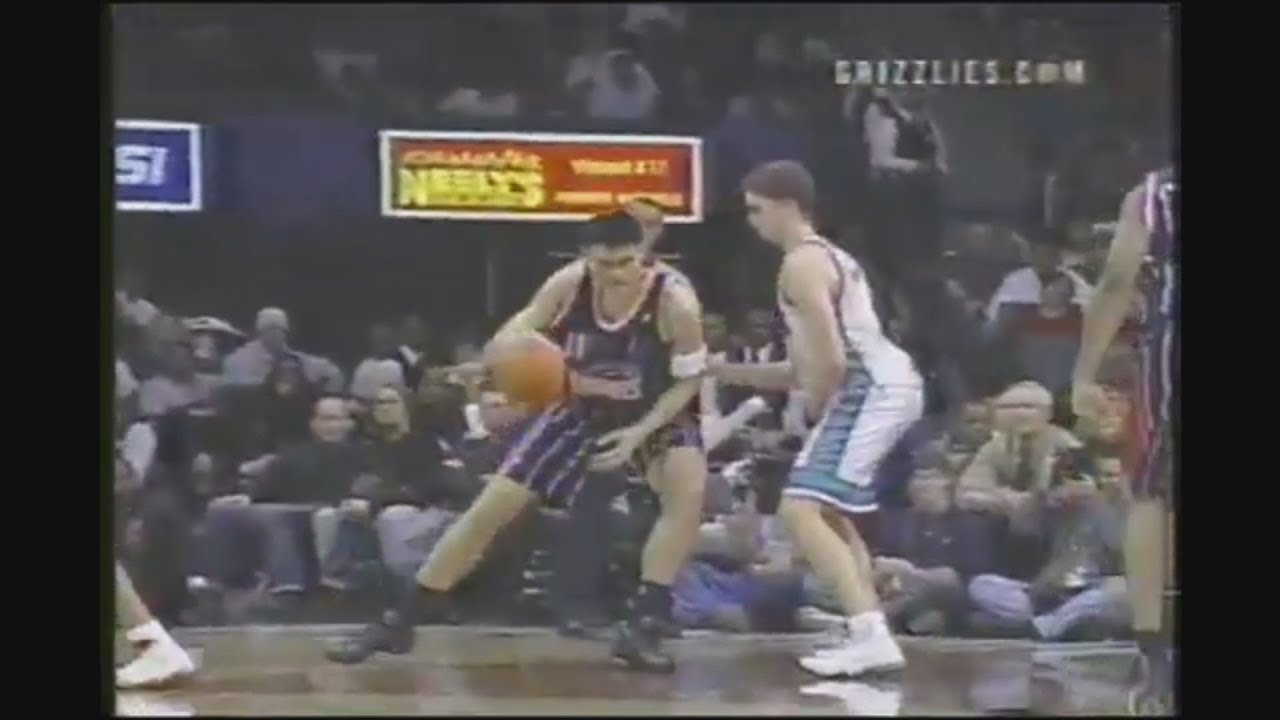 NBA Duels: Yao Ming 18 Pts Vs. Pau Gasol 29 Pts, 2002-03.