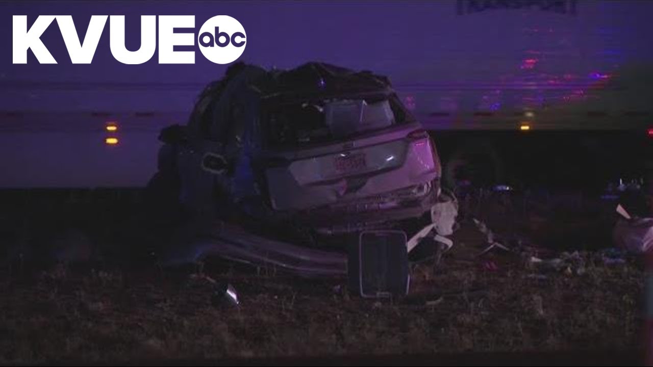 2 people killed in crash on SH 130