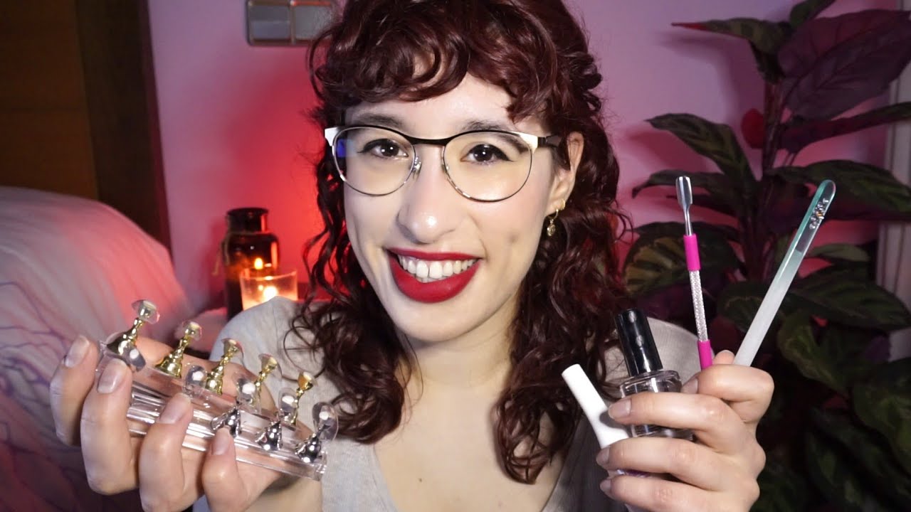 Manicura relajante con u&ntilde;as postizas largas 💅 Atenci&oacute;n personal &middot; Layered sounds &middot; ASMR Roleplay