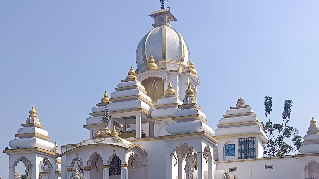 সব বন্ধুরা মিলে চললাম আধারালয় ( লাহিড়ী বাবার আশ্রম) 🙏🙏 #subscribe #vlog 