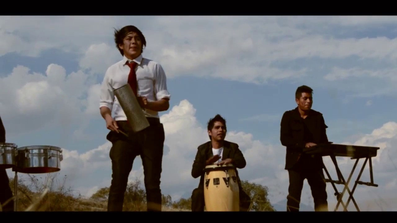 LA CUMBIA ESPACIAL (VIDEO OFICIAL) GRUPO LOS TOMALA