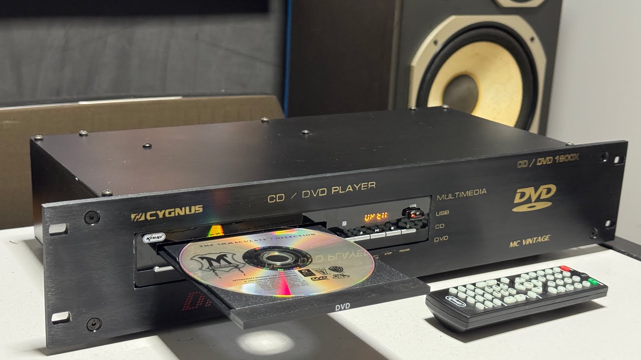 CD, USB e DVD player CYGNUS 1800x com Controle - conservação raríssima (44)9.9806-4737
