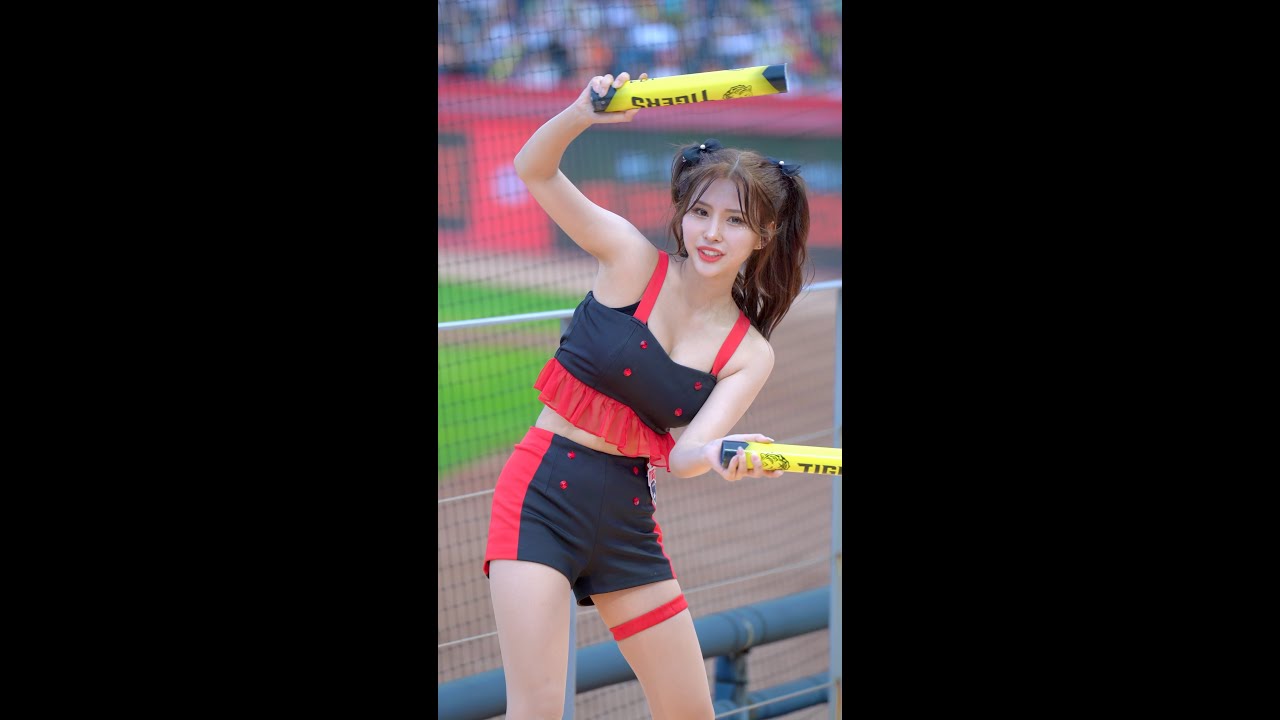[4K] 전은비(Jeon Eun-bi)치어리더 - 23/08/27(일) 챔필(광주) '전반 공격 응원 영상'