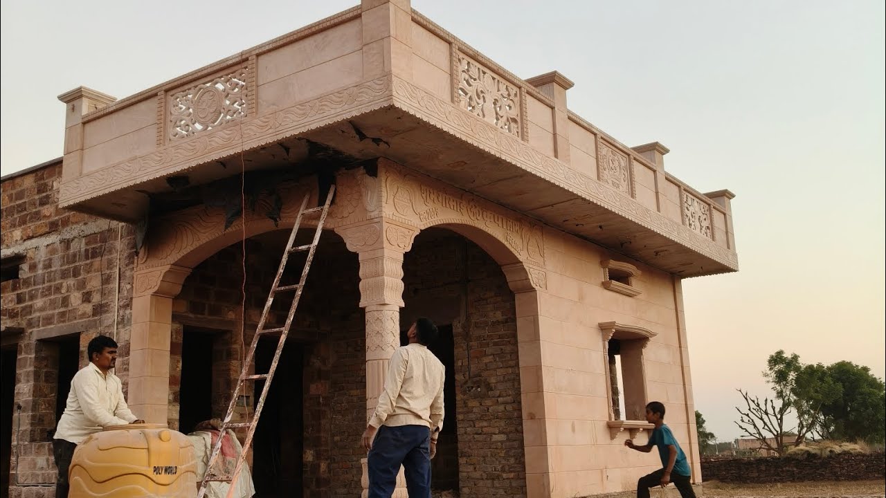 राजस्थान के गांव में बना हुआ घर 