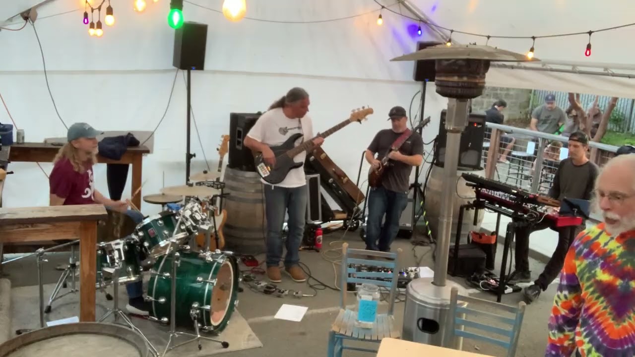 Bionic Squid live 2/27/2026 at Discretion Brewing - Set 1
