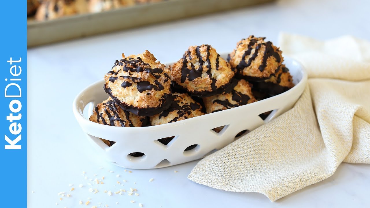 Easy Keto Coconut Macaroons