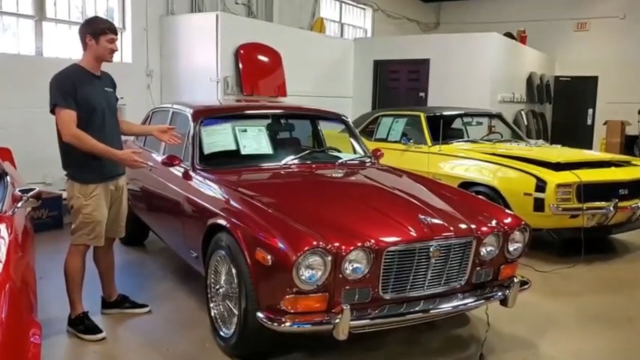 1973 Jaguar XJ6 V8