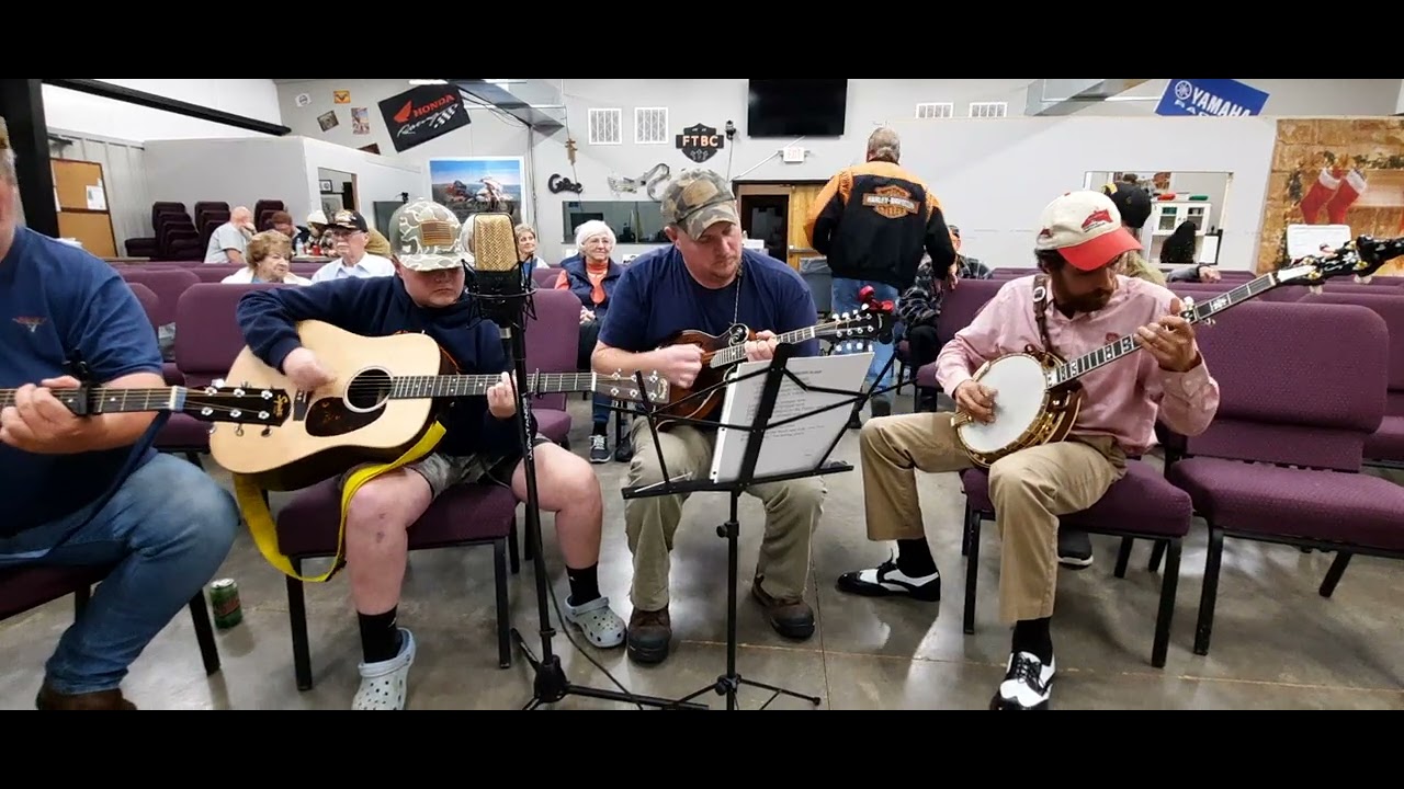 FULL THROTTLE BLUEGRASS JAM 🎶🤗