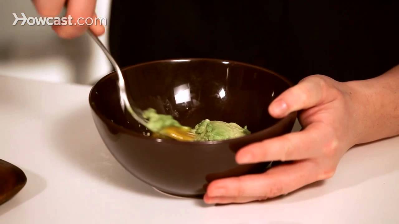 How to Make an Avocado Facial Mask | DIY Spa Facials