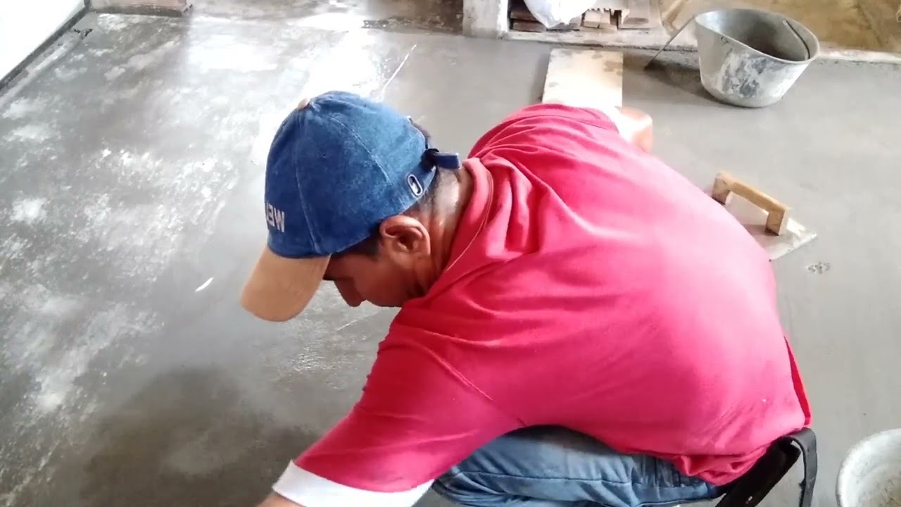 como esmaltar un piso con cemento gris y cemento blanco.