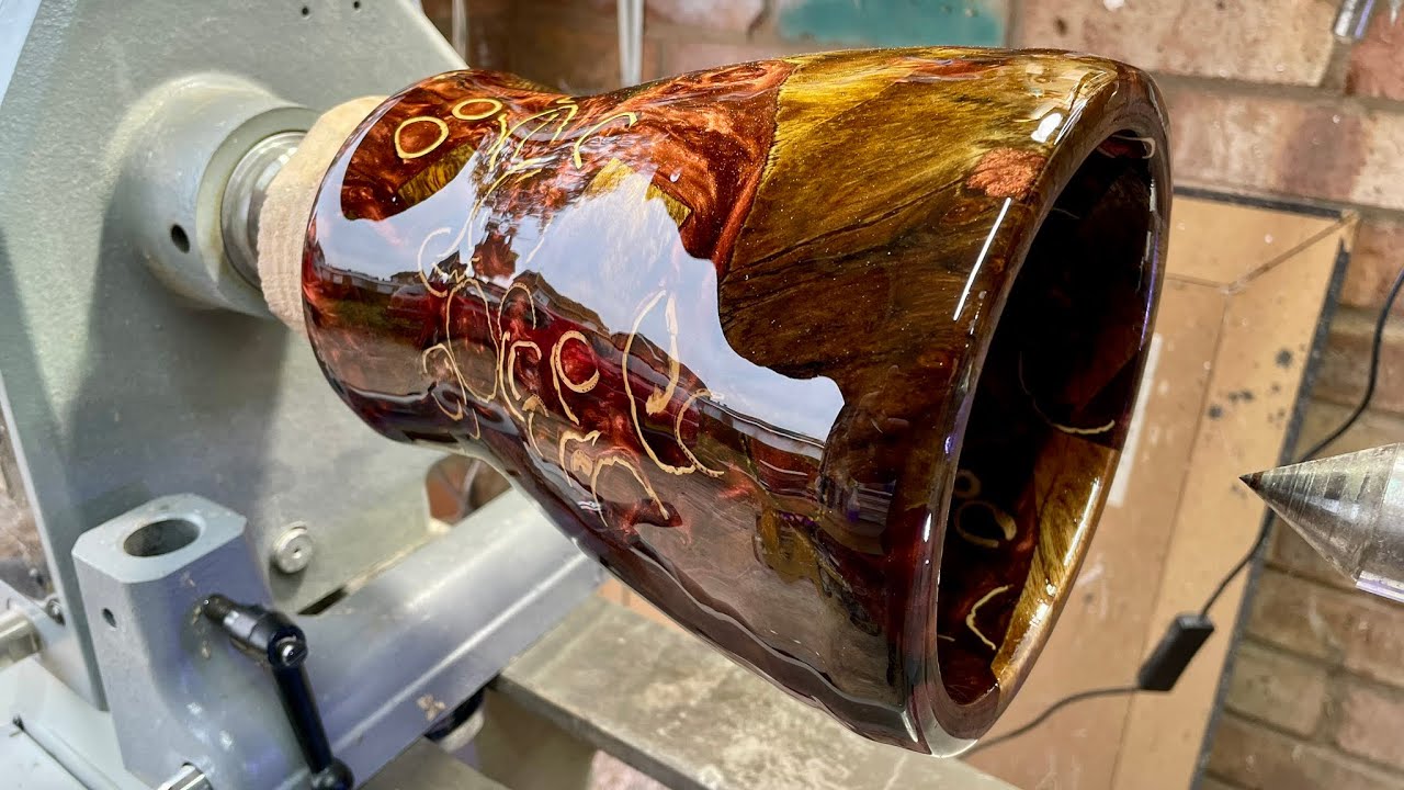 Woodturning Wizardry: Scrap Timber to Glossy Glory…