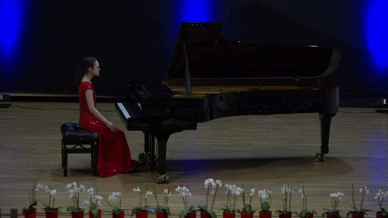 Festival Paul Constantinescu 2023, Ásta Dóra Finnsdóttir (16), Piano.
