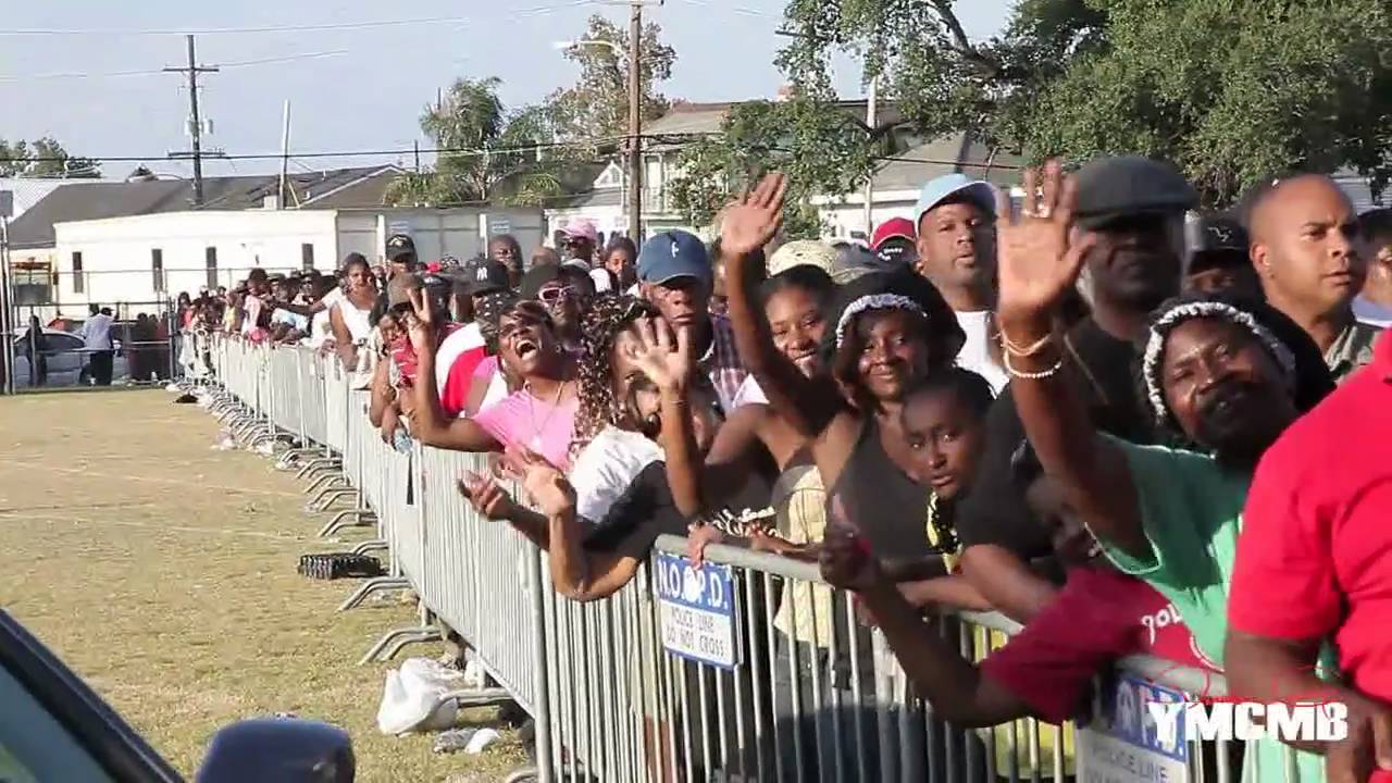 Birdman & YMCMB: Thanksgiving Turkey Dinner Giveaway In New Orleans!