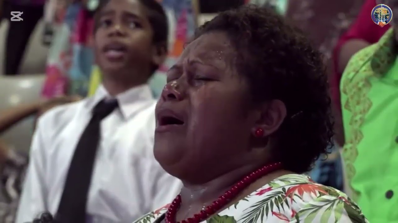 Nomuni Na Lagilagi/ E Cecere - Worship medley led by Aliti Cole & World harvest Centre Choir 