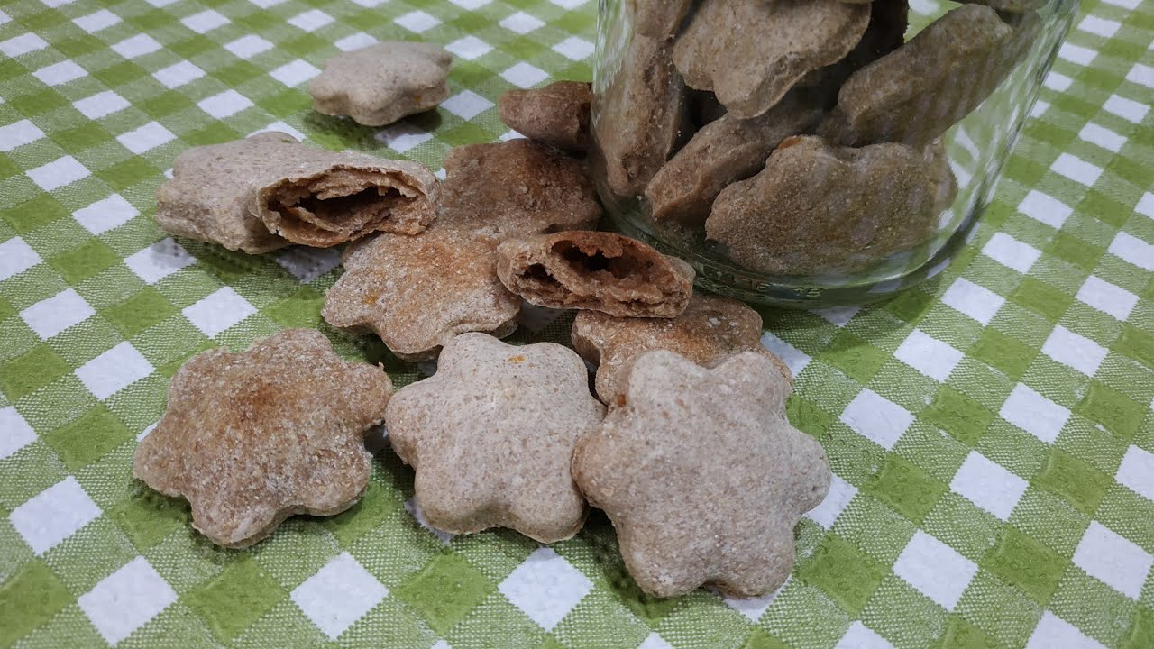 BISCOTTI PER CANI E GATTI GLUTEN FREE ( SENZA GLUTINE ) RICETTA BASE !🐈‍⬛❤️🐕