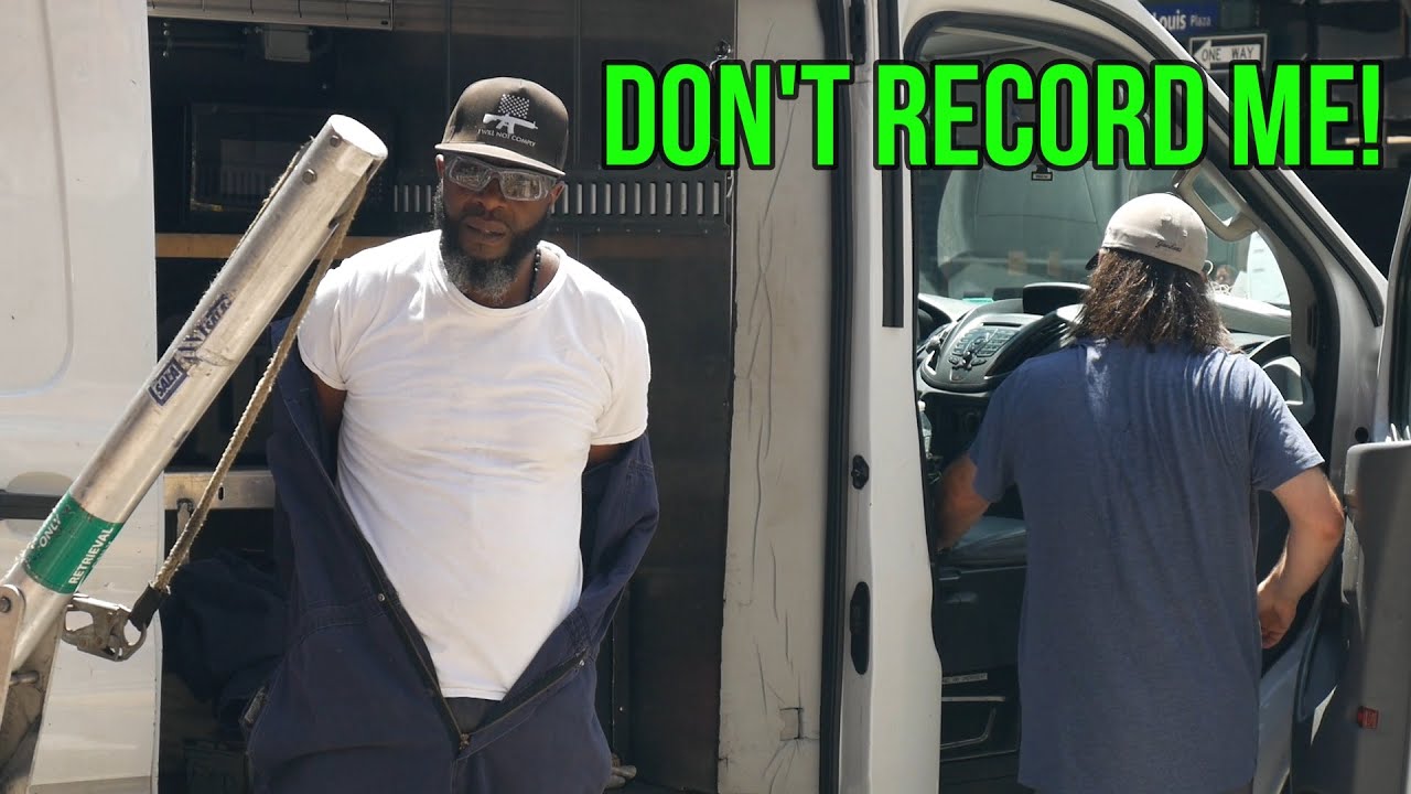 Con Edison Workers trying to stop ELY from Recording in PUBLIC!