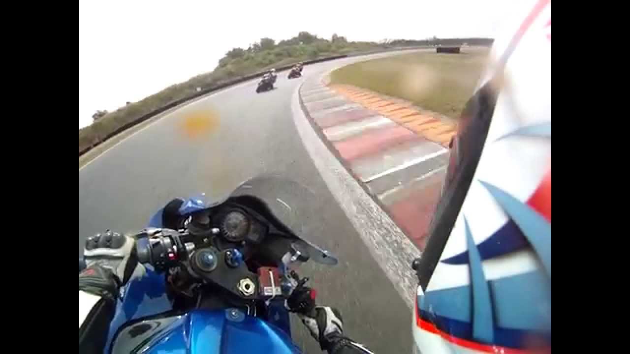 Speed day Poznań Suzuki GSXR 1000 K7 Gonitwa za R1