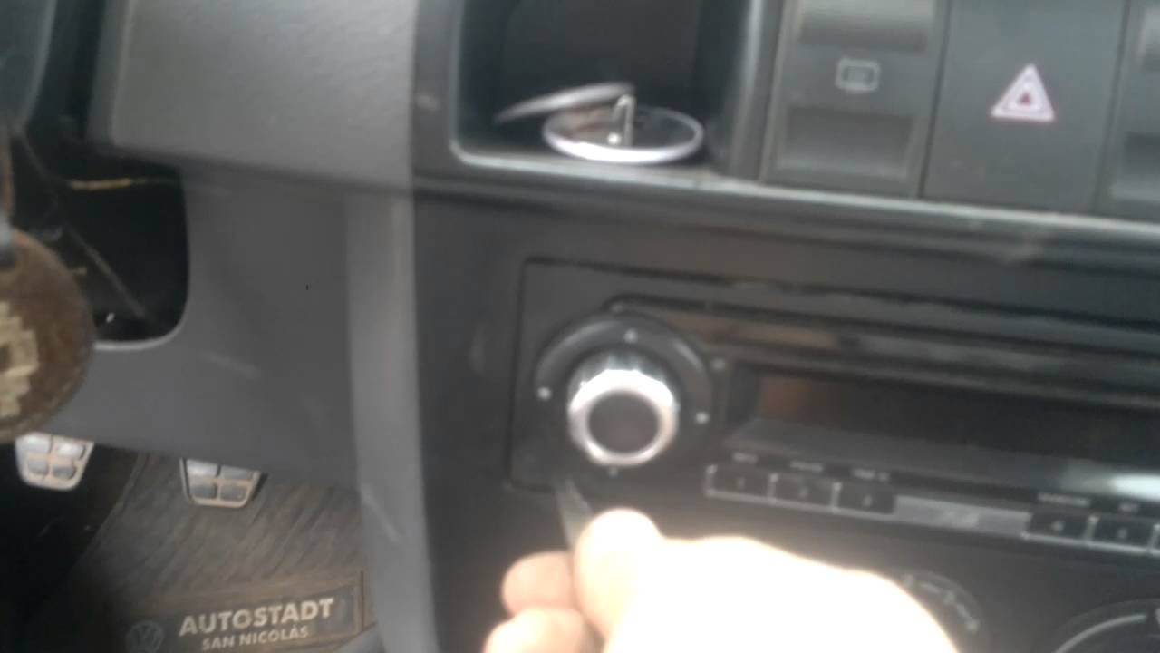 como sacar estereo de vw varios sin las trabas origuinales