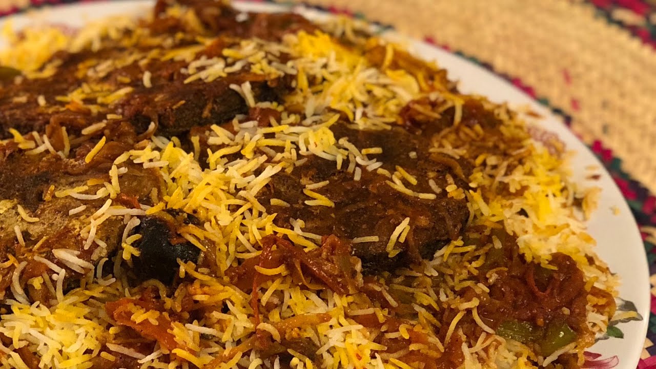 طريقة عمل سمك كنعد تحت القدر شي من الآخر 👍😋/ How to make king fish made under the rice