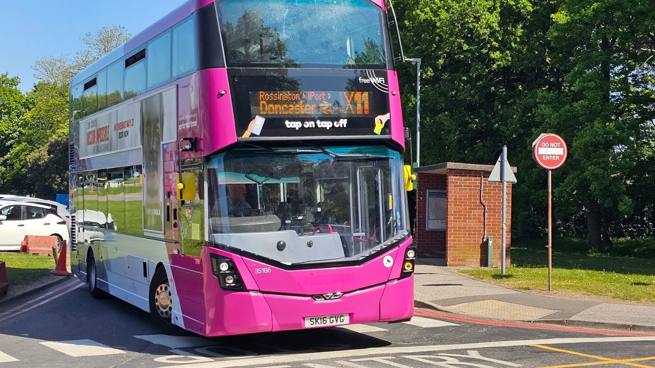 First South Yorkshire Wright Streetdeck 35186 SK16 GVG
