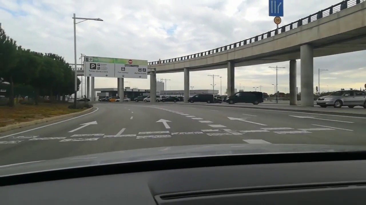 Arriving Barcelona Airport T1 - Parking