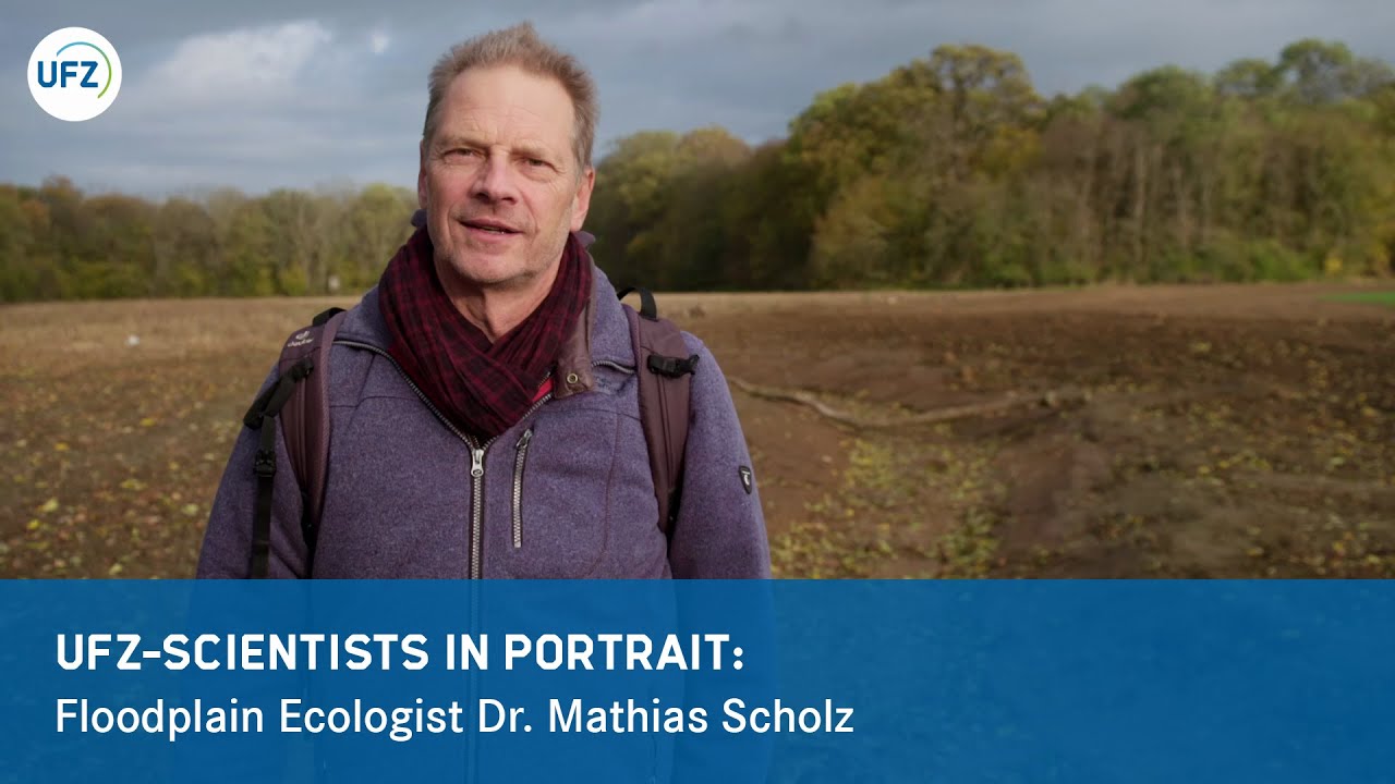 UFZ floodplain ecologist Dr. Mathias Scholz in portrait