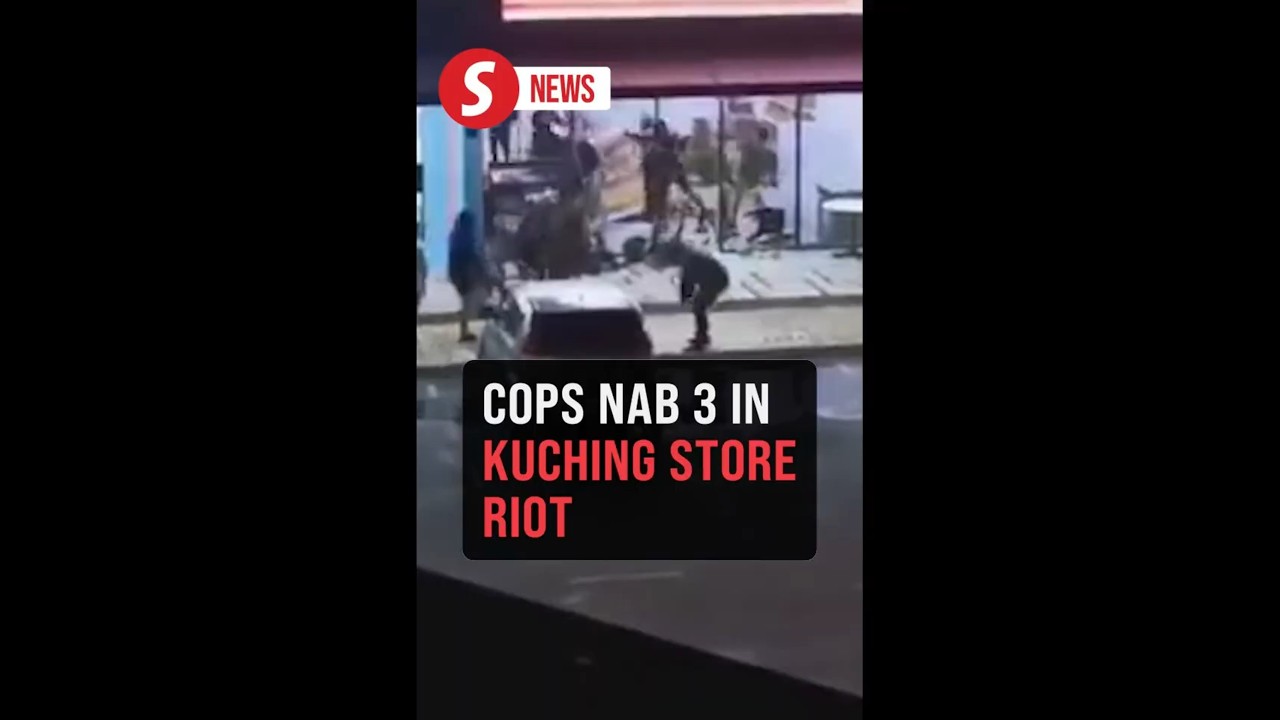 Cops arrest three in Kuching convenience store riot