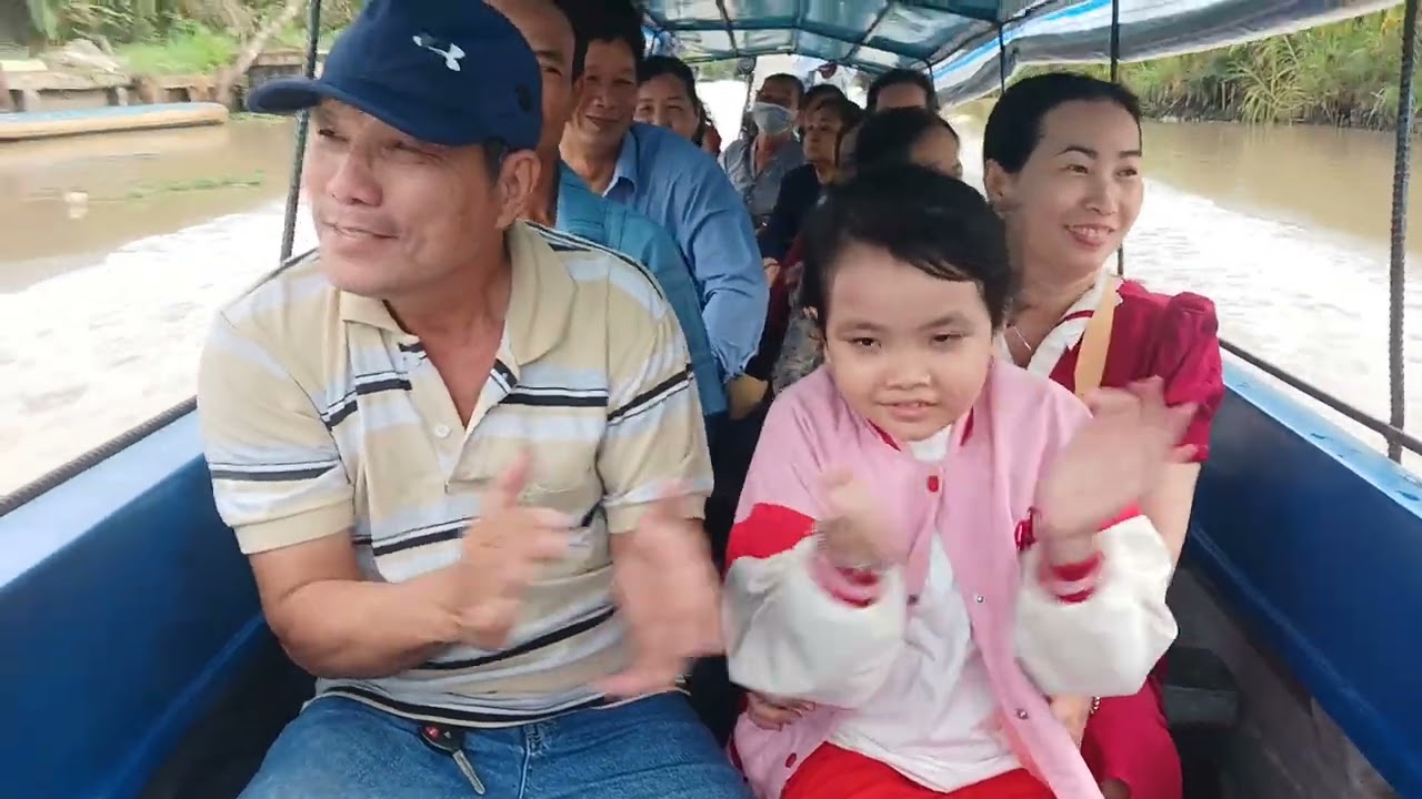 Đi vào mẹ Đông Hải